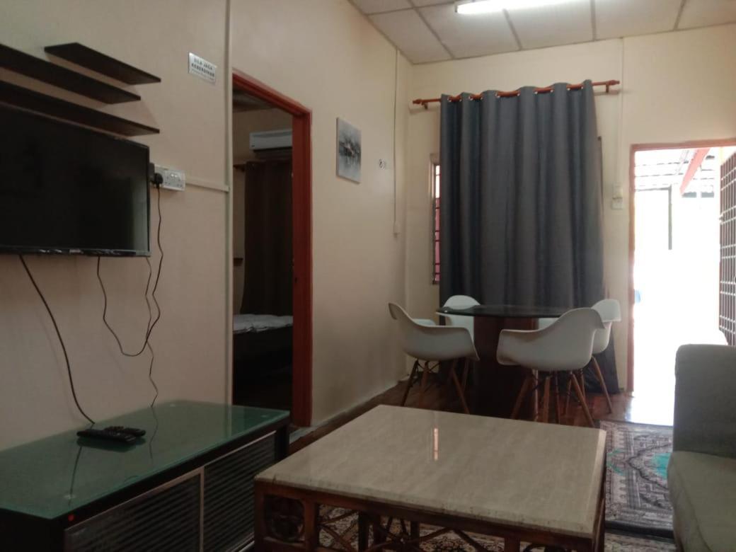 Homestay Tok Abah Сери-Искандар Экстерьер фото
