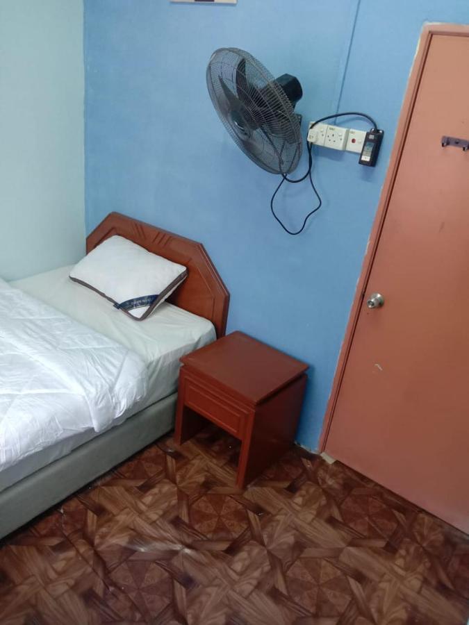 Homestay Tok Abah Сери-Искандар Экстерьер фото