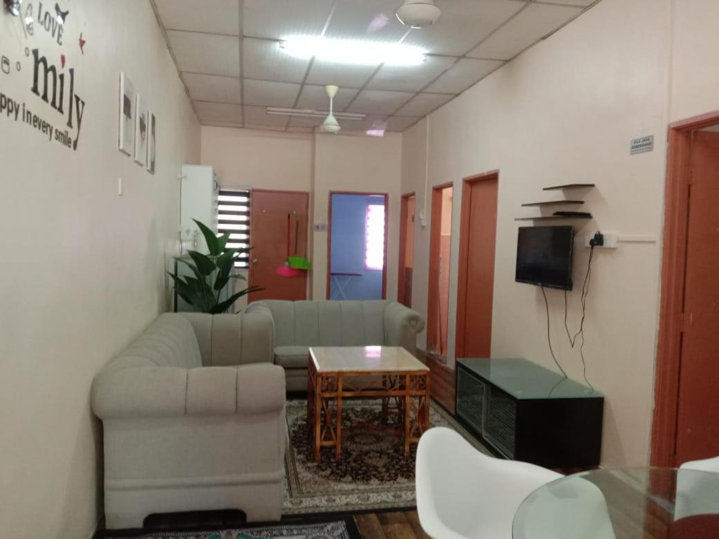 Homestay Tok Abah Сери-Искандар Экстерьер фото