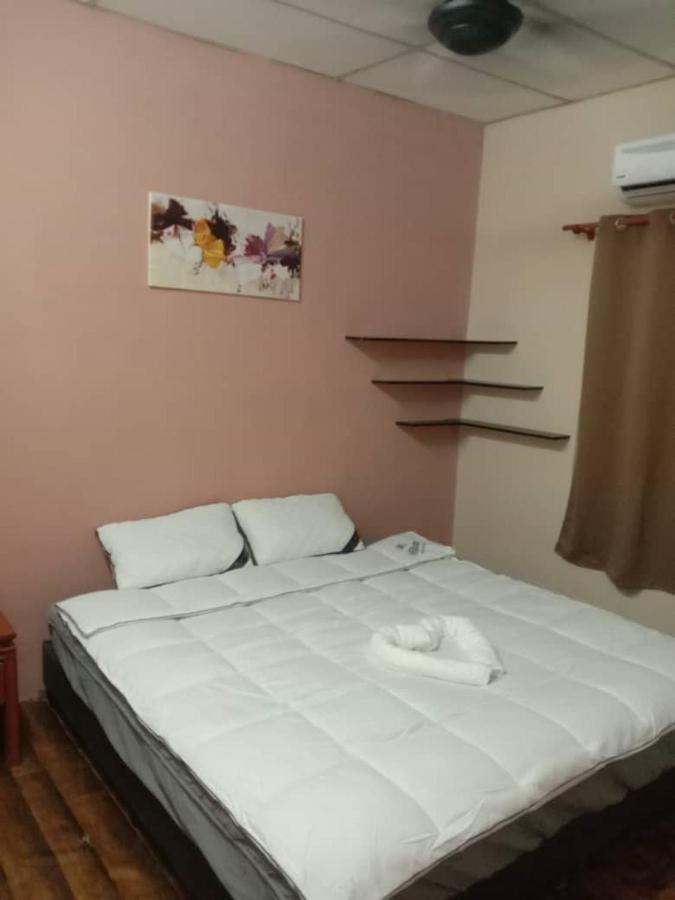 Homestay Tok Abah Сери-Искандар Экстерьер фото